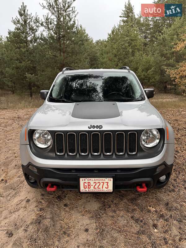 Внедорожник / Кроссовер Jeep Renegade 2015 в Днепре