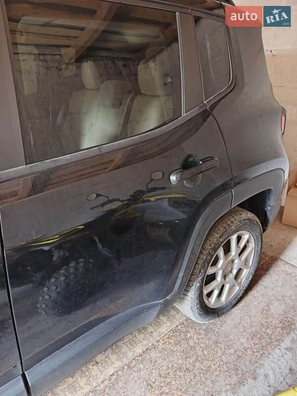 Внедорожник / Кроссовер Jeep Renegade 2020 в Киеве