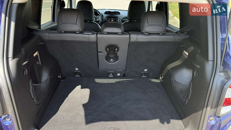 Позашляховик / Кросовер Jeep Renegade 2016 в Києві