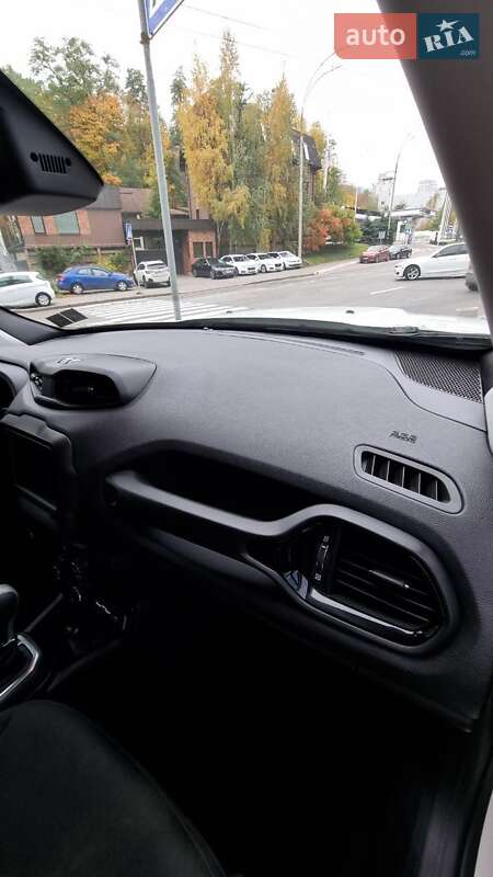 Позашляховик / Кросовер Jeep Renegade 2018 в Києві