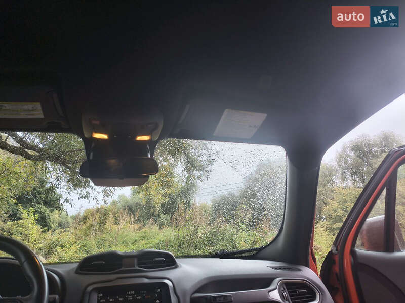 Позашляховик / Кросовер Jeep Renegade 2021 в Києві фото 16 Позашляховик / Кросовер Jeep Renegade 2021 в Києві