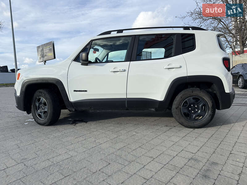 Внедорожник / Кроссовер Jeep Renegade 2016 в Ивано-Франковске фото 6 Внедорожник / Кроссовер Jeep Renegade 2016 в Ивано-Франковске