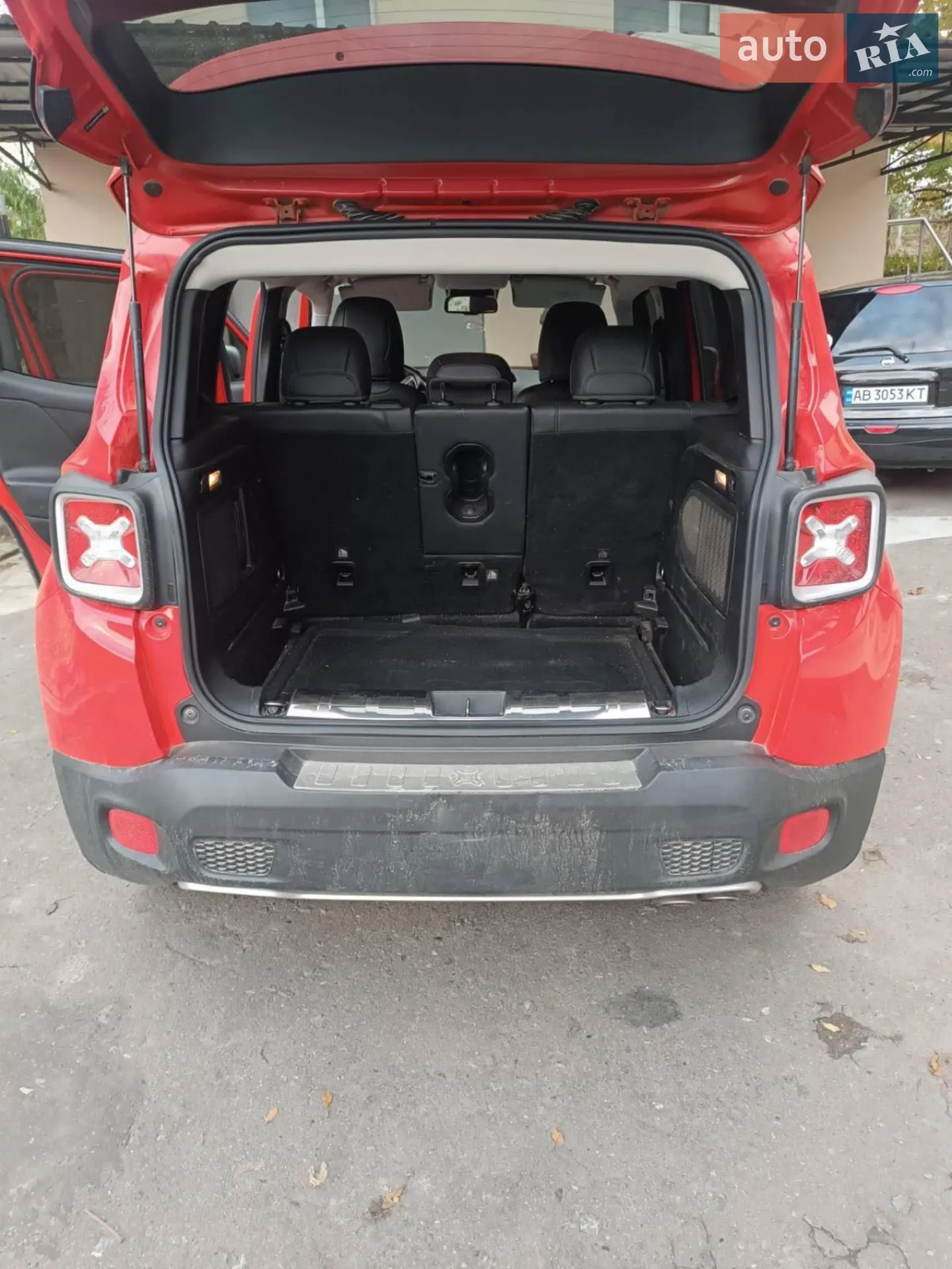 2015 Jeep Renegade - мініатюра 38