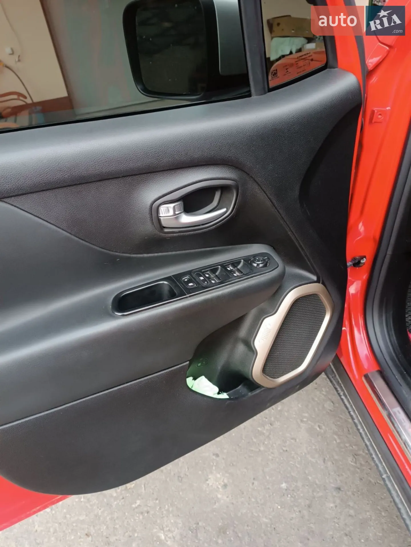 2015 Jeep Renegade - мініатюра 10