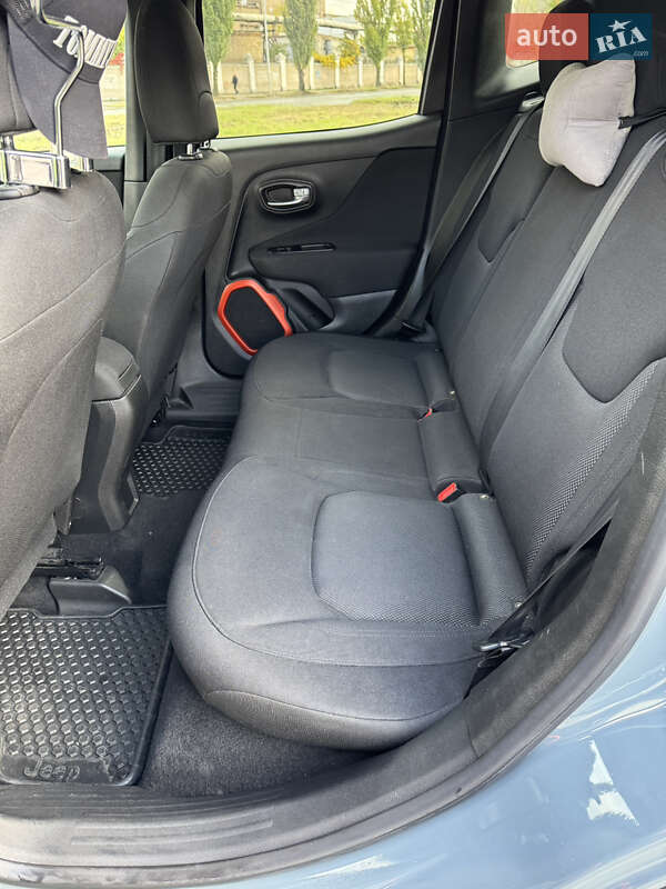 Внедорожник / Кроссовер Jeep Renegade 2018 в Киеве