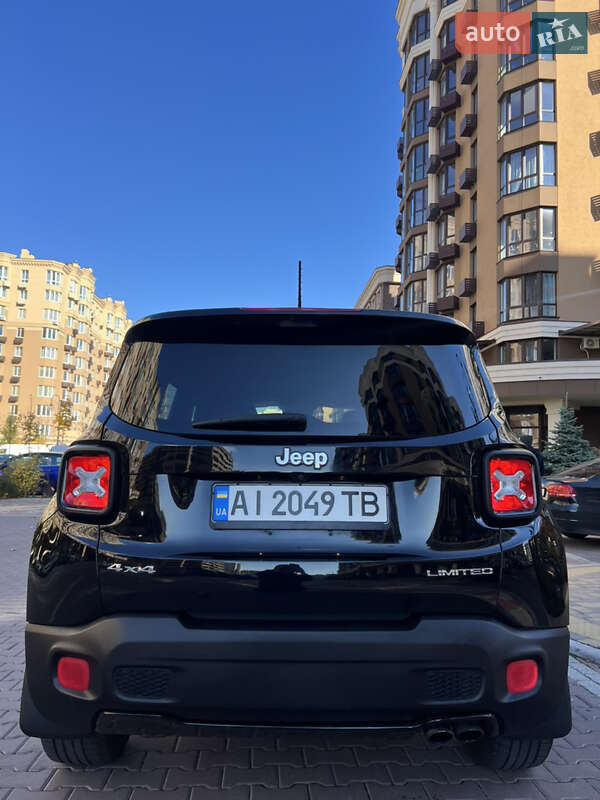 Позашляховик / Кросовер Jeep Renegade 2016 в Києві