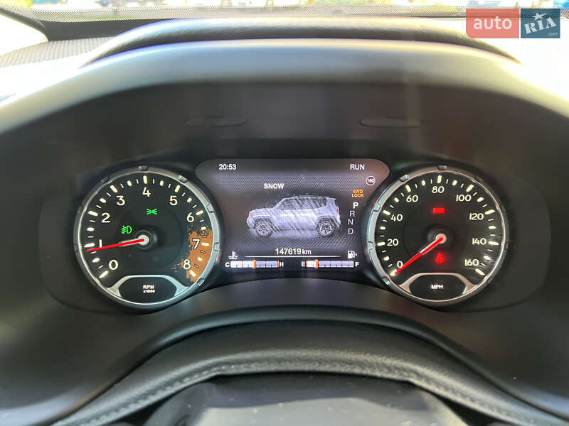 Позашляховик / Кросовер Jeep Renegade 2016 в Києві