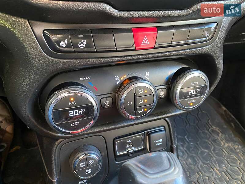 Внедорожник / Кроссовер Jeep Renegade 2017 в Львове фото 17 Внедорожник / Кроссовер Jeep Renegade 2017 в Львове