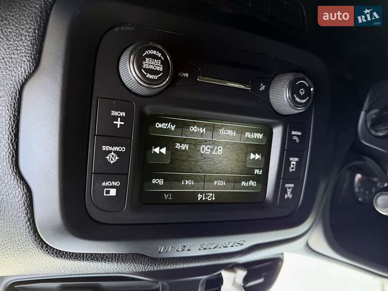 Позашляховик / Кросовер Jeep Renegade 2015 в Одесі фото 50 Позашляховик / Кросовер Jeep Renegade 2015 в Одесі