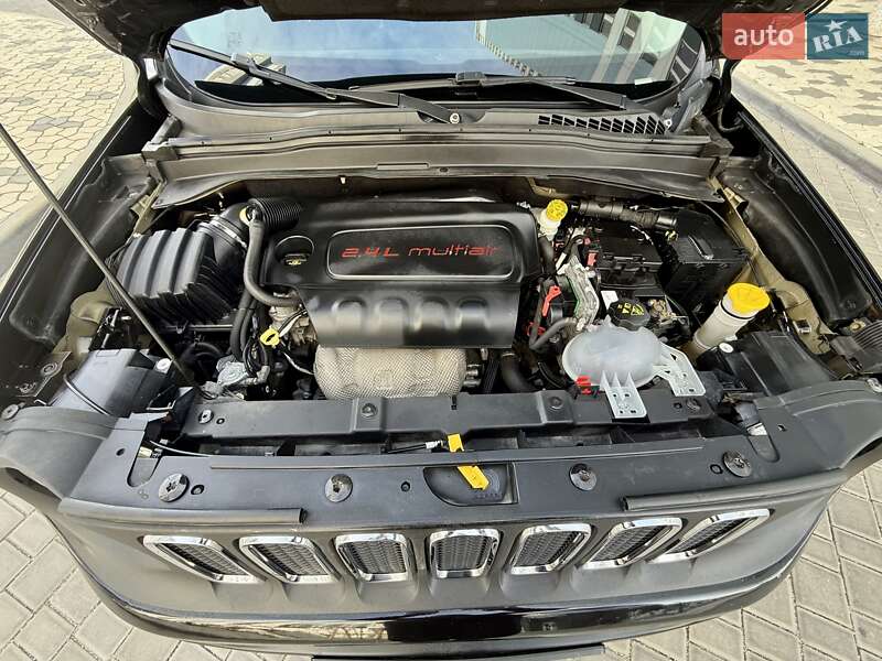 Позашляховик / Кросовер Jeep Renegade 2015 в Одесі фото 74 Позашляховик / Кросовер Jeep Renegade 2015 в Одесі