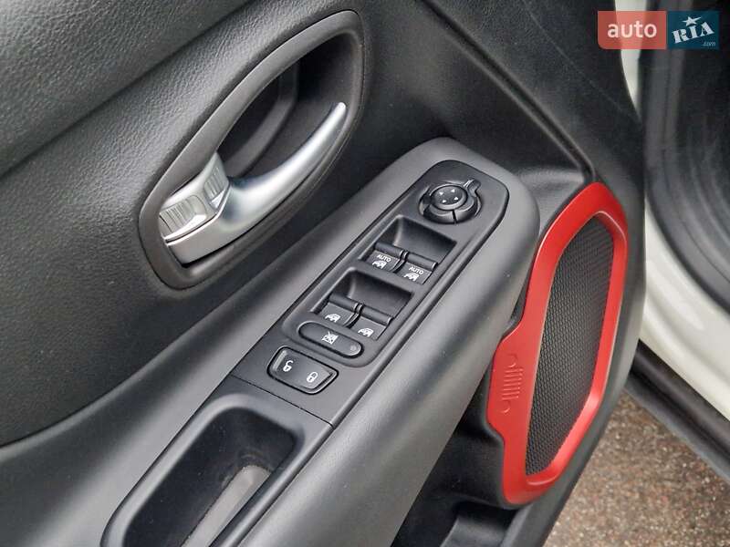 Внедорожник / Кроссовер Jeep Renegade 2020 в Сумах