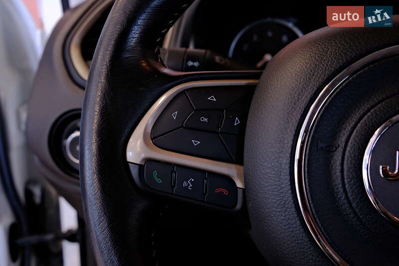 Позашляховик / Кросовер Jeep Renegade 2017 в Одесі