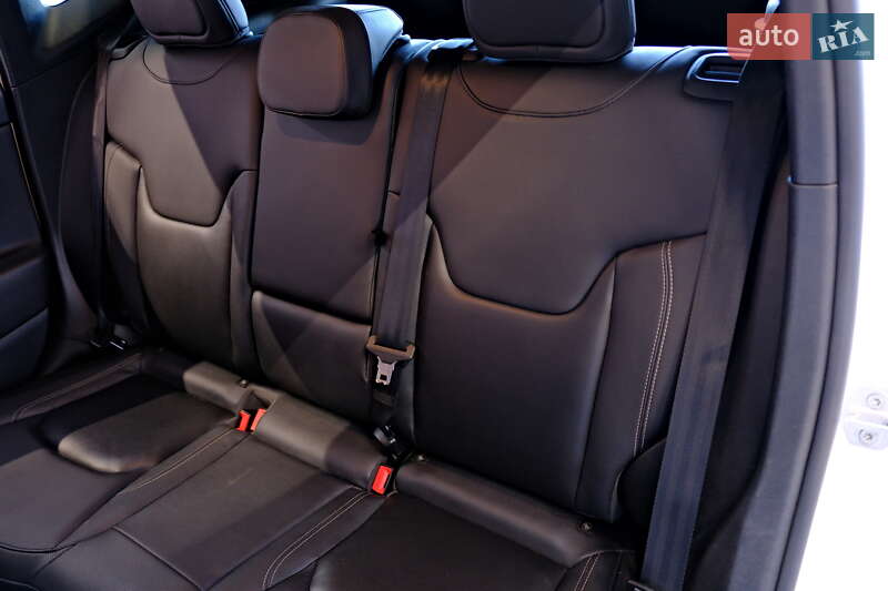 Позашляховик / Кросовер Jeep Renegade 2017 в Одесі