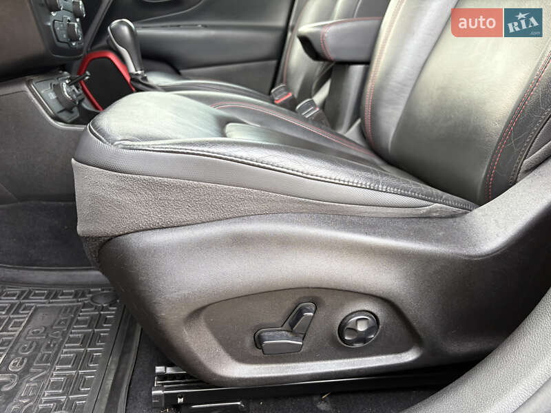 Внедорожник / Кроссовер Jeep Renegade 2018 в Ивано-Франковске фото 19 Внедорожник / Кроссовер Jeep Renegade 2018 в Ивано-Франковске