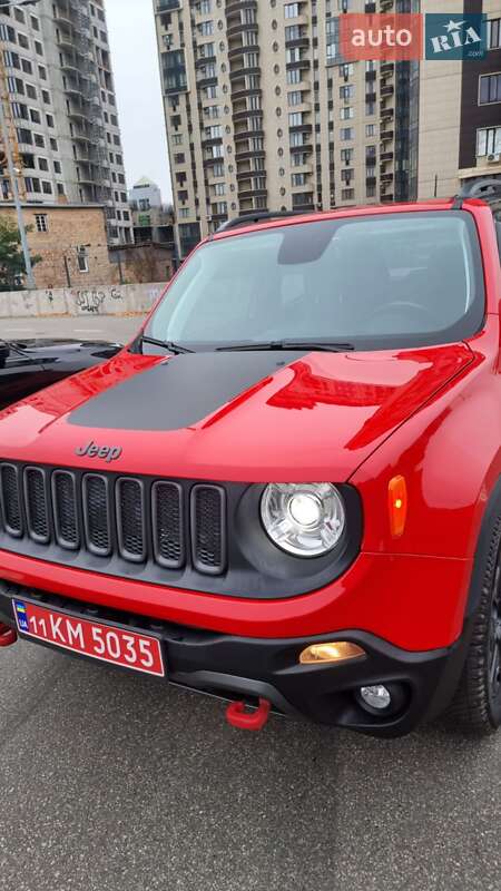 Внедорожник / Кроссовер Jeep Renegade 2018 в Киеве фото 6 Внедорожник / Кроссовер Jeep Renegade 2018 в Киеве