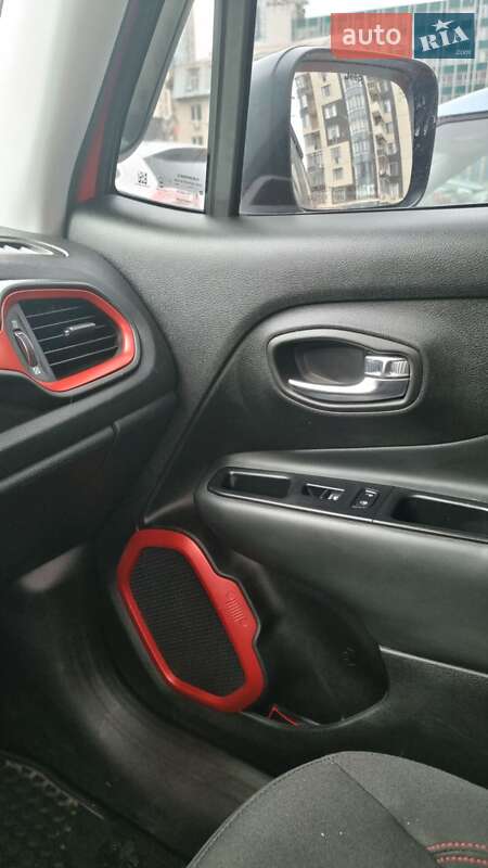 Внедорожник / Кроссовер Jeep Renegade 2018 в Киеве фото 33 Внедорожник / Кроссовер Jeep Renegade 2018 в Киеве
