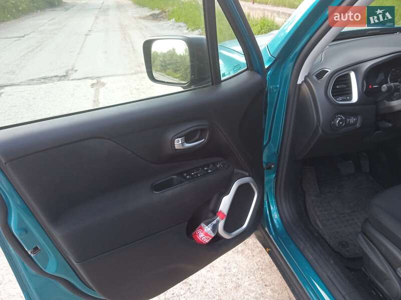 Внедорожник / Кроссовер Jeep Renegade 2020 в Коростене