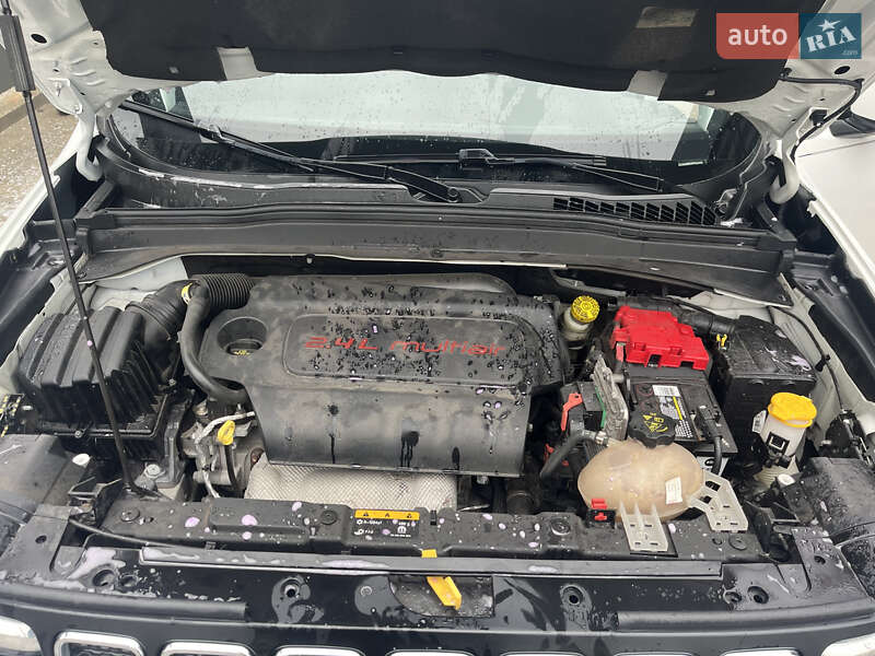 Внедорожник / Кроссовер Jeep Renegade 2019 в Харькове фото 7 Внедорожник / Кроссовер Jeep Renegade 2019 в Харькове