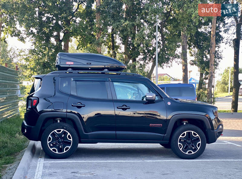 Внедорожник / Кроссовер Jeep Renegade 2016 в Каневе