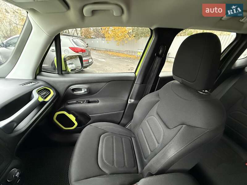 Внедорожник / Кроссовер Jeep Renegade 2018 в Киеве фото 24 Внедорожник / Кроссовер Jeep Renegade 2018 в Киеве