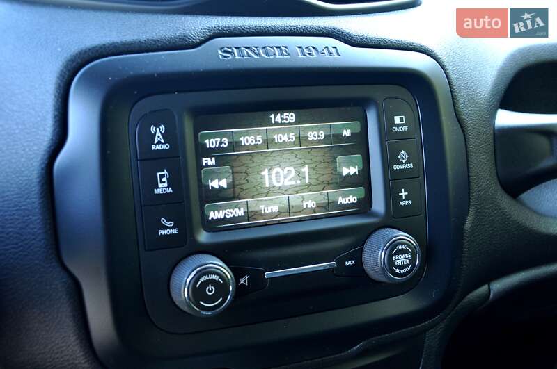 Позашляховик / Кросовер Jeep Renegade 2017 в Львові