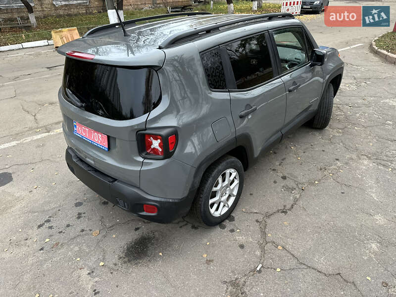 Позашляховик / Кросовер Jeep Renegade 2019 в Києві фото 35 Позашляховик / Кросовер Jeep Renegade 2019 в Києві