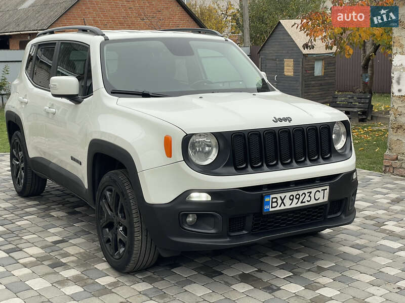 Внедорожник / Кроссовер Jeep Renegade 2017 в Лубнах
