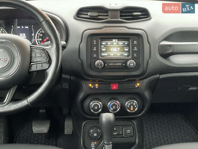 Внедорожник / Кроссовер Jeep Renegade 2017 в Лубнах