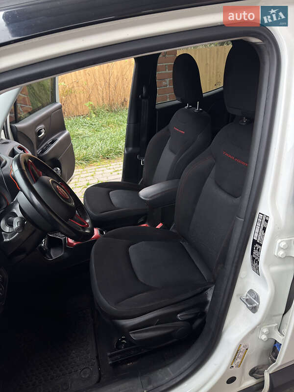 Позашляховик / Кросовер Jeep Renegade 2017 в Львові фото 12 Позашляховик / Кросовер Jeep Renegade 2017 в Львові