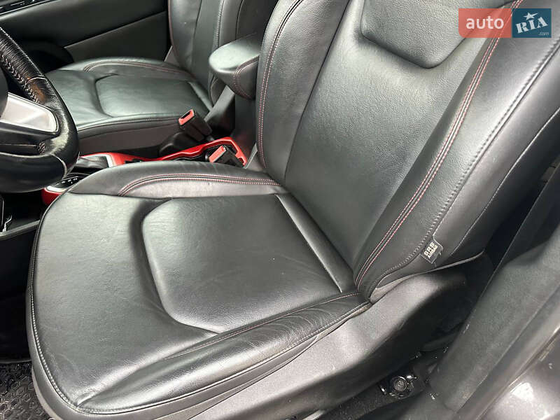 Позашляховик / Кросовер Jeep Renegade 2019 в Хмельницькому фото 18 Позашляховик / Кросовер Jeep Renegade 2019 в Хмельницькому