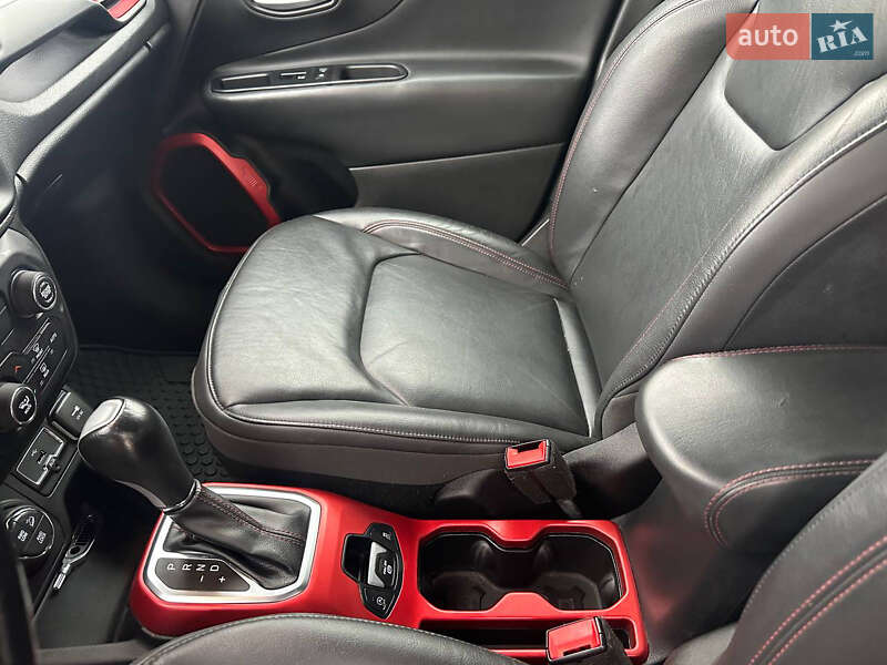 Позашляховик / Кросовер Jeep Renegade 2019 в Хмельницькому фото 20 Позашляховик / Кросовер Jeep Renegade 2019 в Хмельницькому