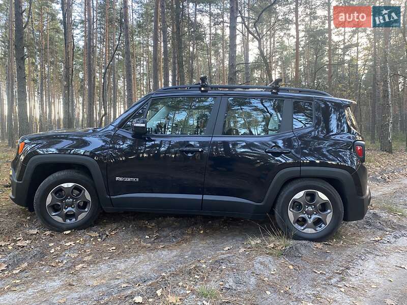 Позашляховик / Кросовер Jeep Renegade 2016 в Києві