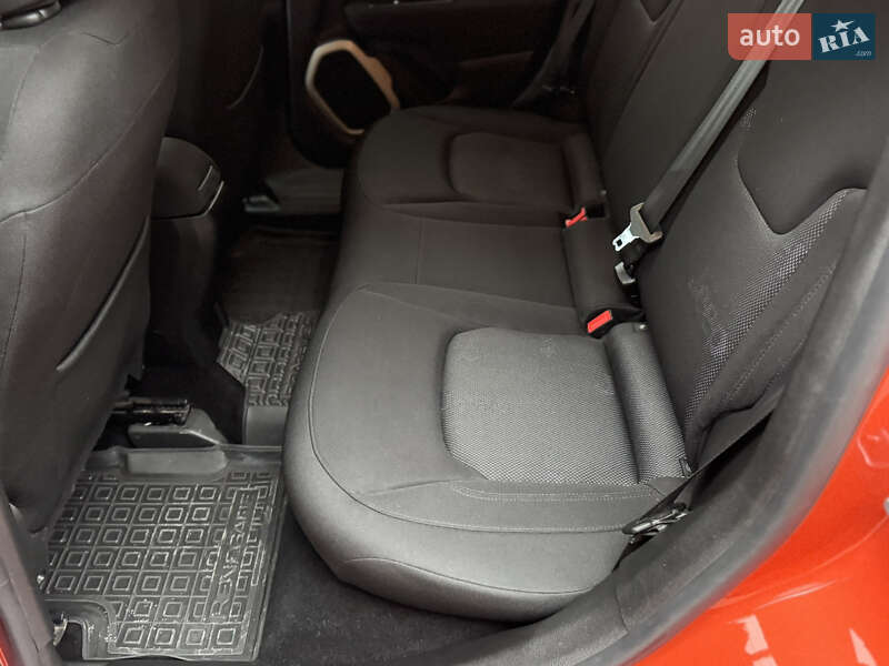 Позашляховик / Кросовер Jeep Renegade 2015 в Одесі