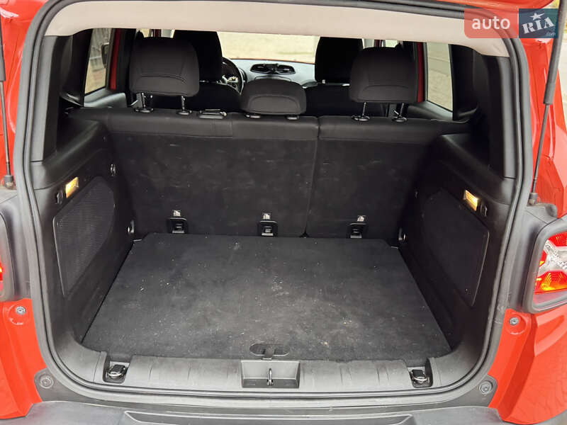 Позашляховик / Кросовер Jeep Renegade 2015 в Одесі