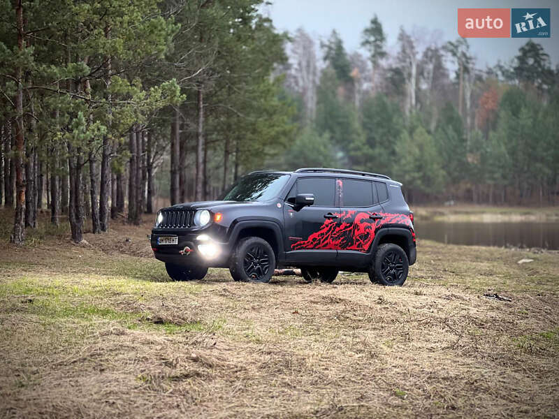 Внедорожник / Кроссовер Jeep Renegade 2018 в Житомире