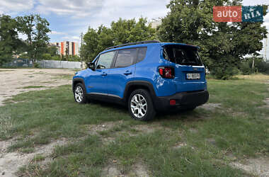 Внедорожник / Кроссовер Jeep Renegade 2015 в Ирпене