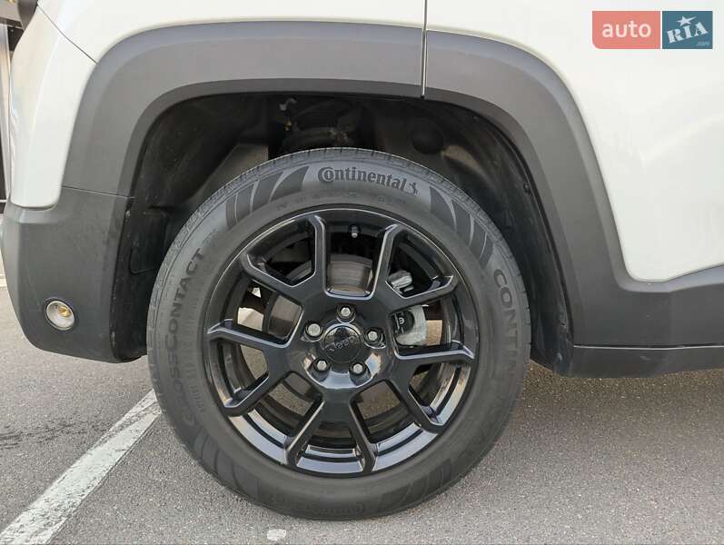Внедорожник / Кроссовер Jeep Renegade 2020 в Киеве фото 42 Внедорожник / Кроссовер Jeep Renegade 2020 в Киеве