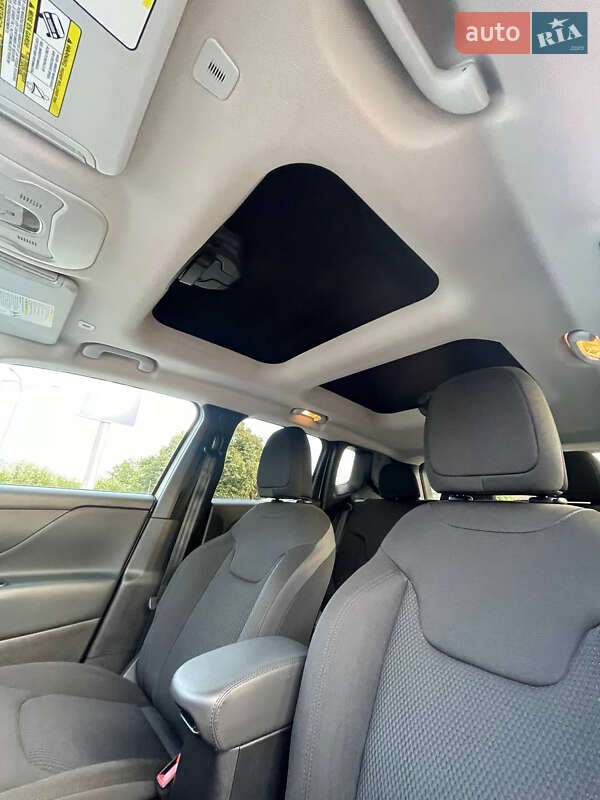 Внедорожник / Кроссовер Jeep Renegade 2019 в Львове фото 22 Внедорожник / Кроссовер Jeep Renegade 2019 в Львове