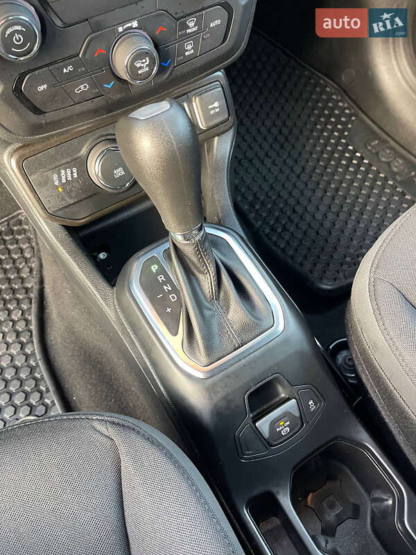 Внедорожник / Кроссовер Jeep Renegade 2019 в Львове фото 21 Внедорожник / Кроссовер Jeep Renegade 2019 в Львове