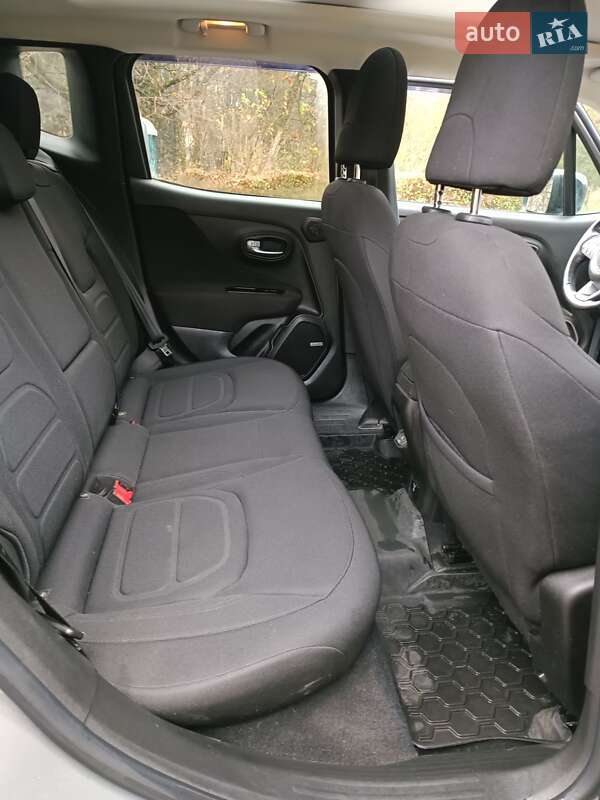 Позашляховик / Кросовер Jeep Renegade 2020 в Львові