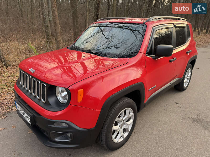 Внедорожник / Кроссовер Jeep Renegade 2015 в Харькове