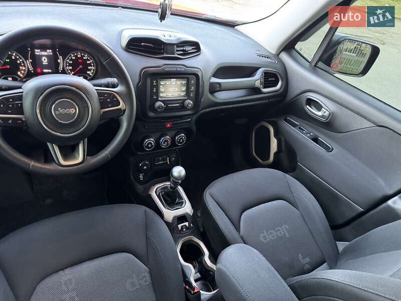 Внедорожник / Кроссовер Jeep Renegade 2015 в Харькове