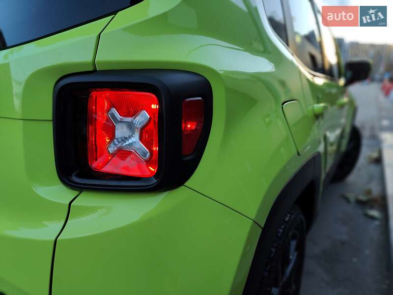 Внедорожник / Кроссовер Jeep Renegade 2017 в Киеве фото 21 Внедорожник / Кроссовер Jeep Renegade 2017 в Киеве