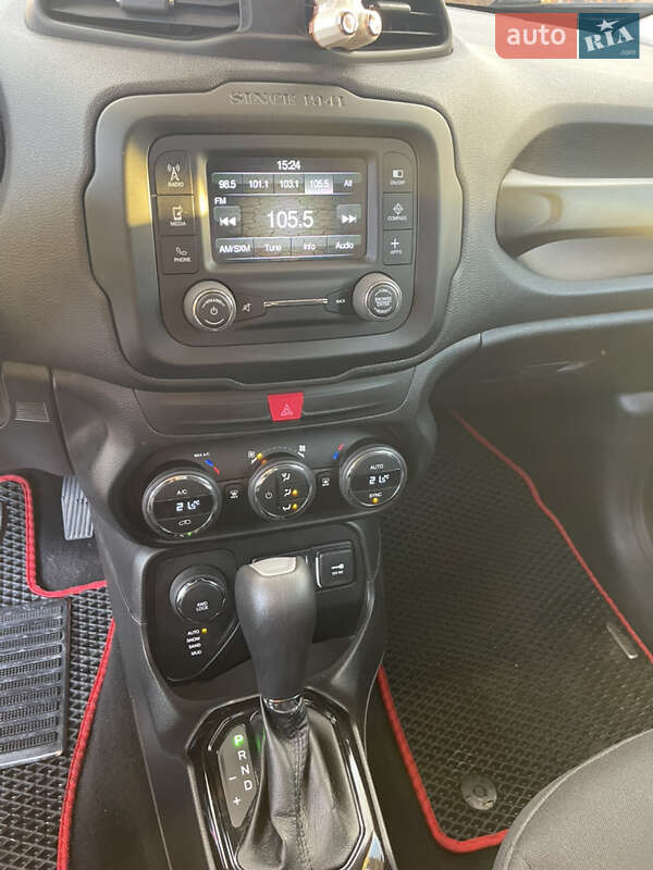 Внедорожник / Кроссовер Jeep Renegade 2017 в Броварах