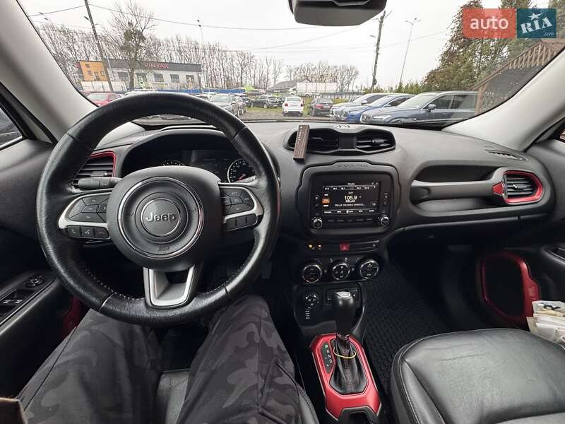 Внедорожник / Кроссовер Jeep Renegade 2016 в Виннице