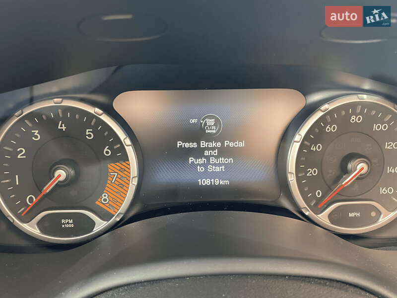 Внедорожник / Кроссовер Jeep Renegade 2022 в Киеве