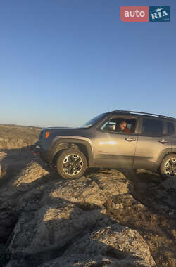 Внедорожник / Кроссовер Jeep Renegade 2016 в Киеве