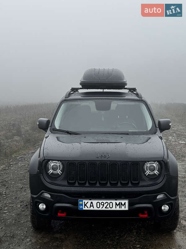 Позашляховик / Кросовер Jeep Renegade 2016 в Каневі