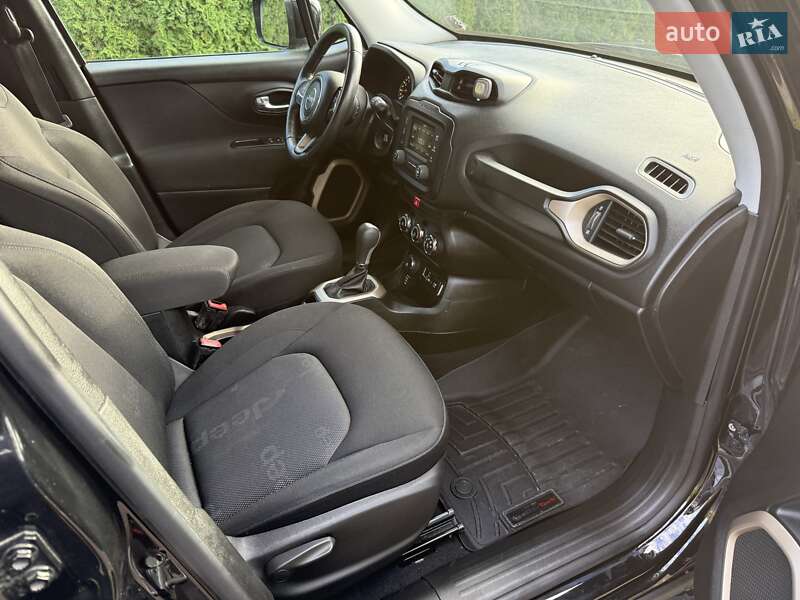 Позашляховик / Кросовер Jeep Renegade 2016 в Києві