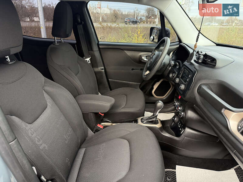 Позашляховик / Кросовер Jeep Renegade 2017 в Житомирі